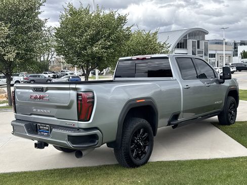 Used 2025 GMC Sierra 3500 AT4 w/ AT4 Premium Plus Package AWD/4WD image 6