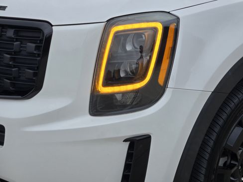 Used 2022 Kia Telluride EX w/ EX Premium Package AWD/4WD image 30