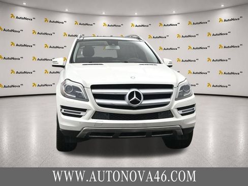Used 2016 Mercedes-Benz GL 450 4MATIC w/ Premium I Package image 12
