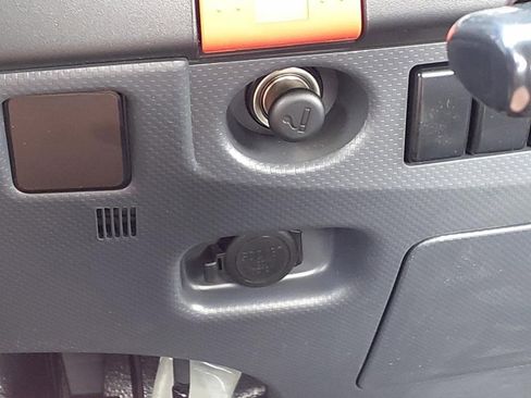 New 2024 Chevrolet Low Cab Forward image 16