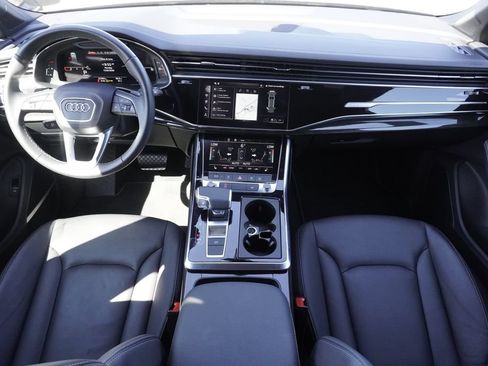 Used 2025 Audi Q7 3.0T Premium Plus AWD/4WD image 9