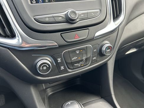 Used 2019 Chevrolet Equinox LT image 29