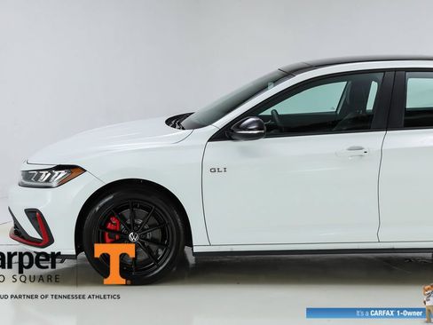 Used 2025 Volkswagen Jetta GLI Autobahn w/ GLI Black Package FWD image 40