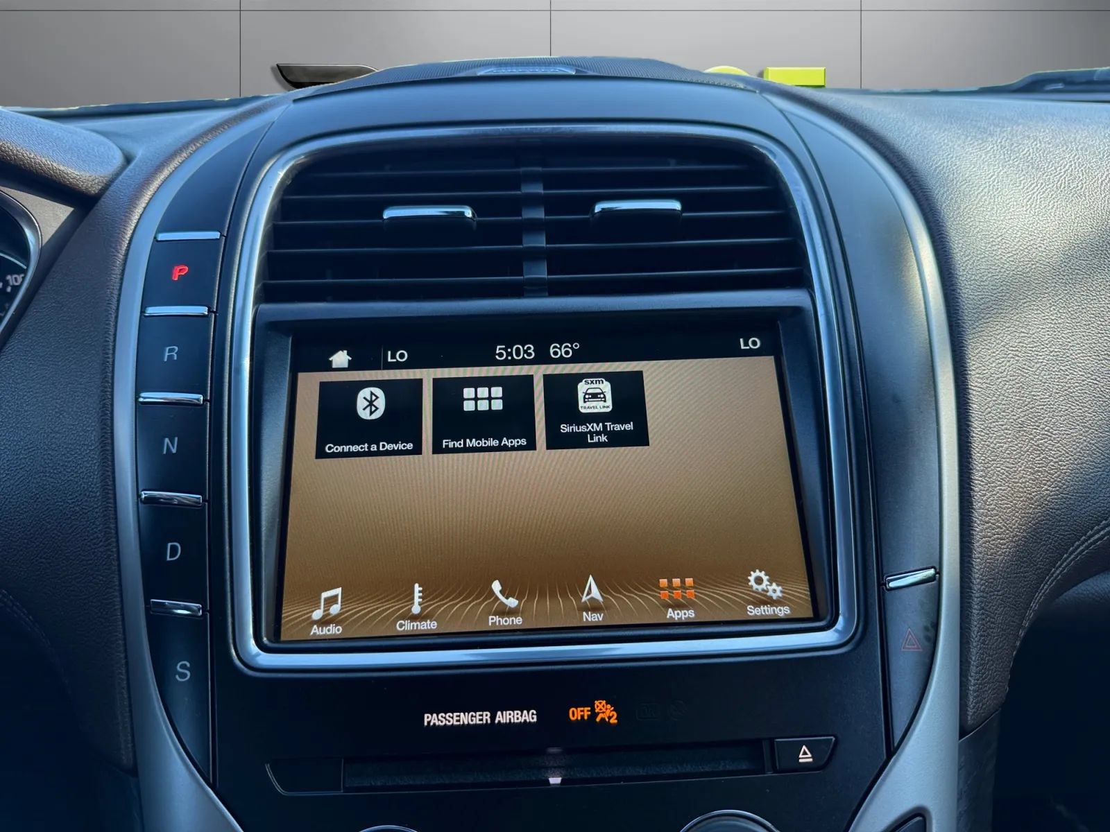 Used 2018 Lincoln MKX Reserve w/ Lincoln MKX Climate Package AWD/4WD image 39