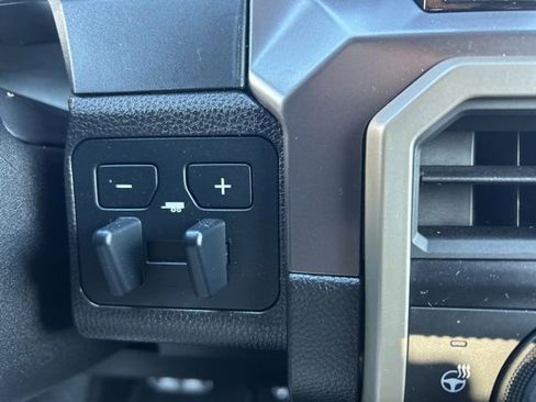 Certified 2025 Toyota Tacoma TRD Sport image 21