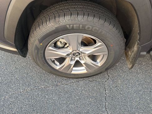 Certified 2024 Toyota RAV4 XLE w/ Convenience Package FWD image 37