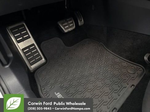 Used 2023 Volkswagen Jetta Sport image 26