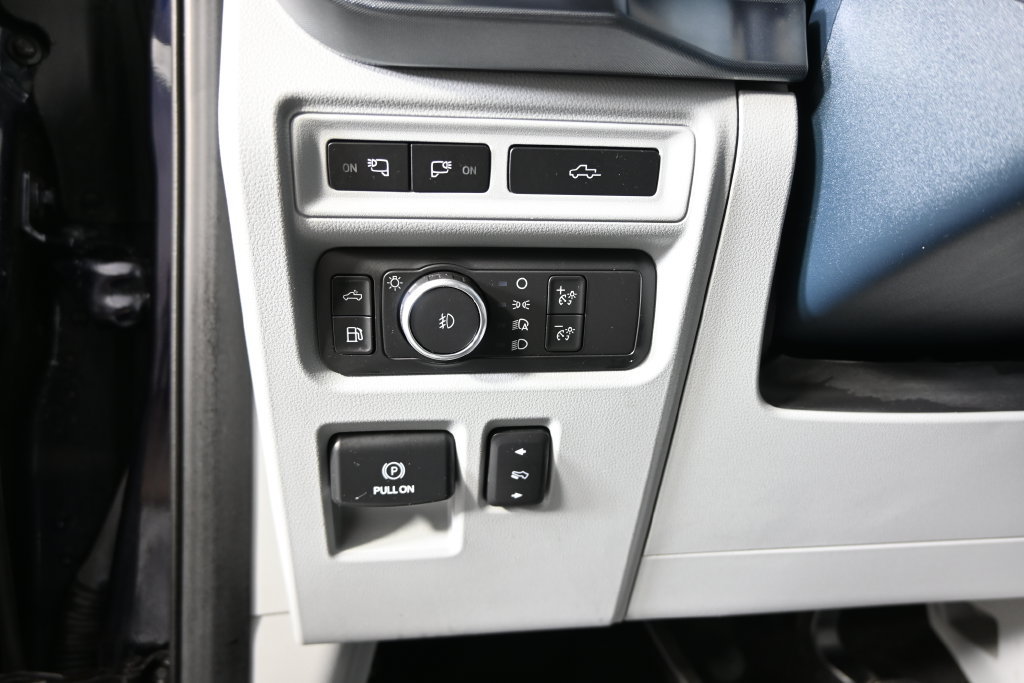 Used 2021 Ford F150 Limited AWD/4WD image 26