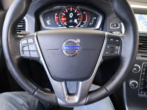 Used 2016 Volvo XC60 T5 Platinum FWD image 52
