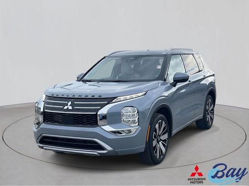 New 2026 Mitsubishi Outlander SEL image 1