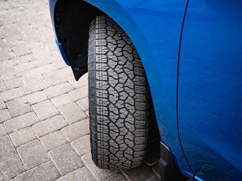 Used 2024 Chevrolet Silverado 1500 RST w/ Z71 Off-Road Package image 37