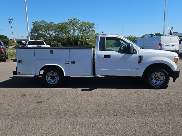 Used 2017 Ford F350 XL RWD image 6