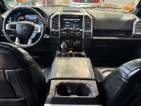 Used 2015 Ford F150 Platinum w/ Equipment Group 701A Luxury image 31