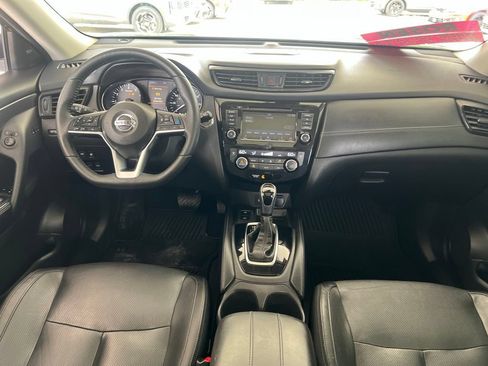 Used 2020 Nissan Rogue SL w/ Premium Package AWD/4WD image 18