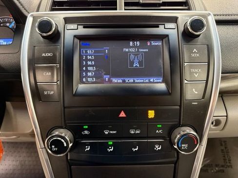 Used 2015 Toyota Camry LE FWD image 15