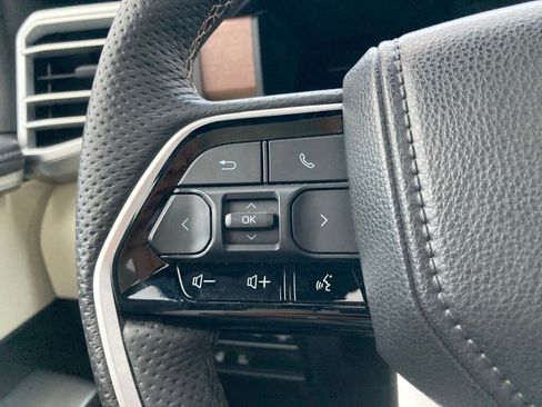 Used 2023 Toyota Tundra 1794 Edition image 17