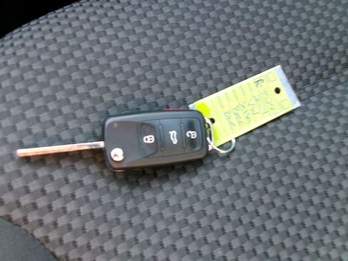 Used 2014 Volkswagen Jetta TDI FWD image 17