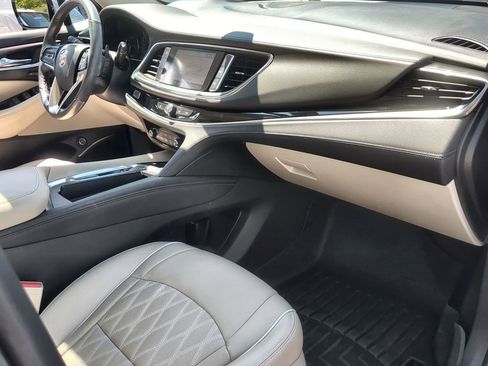 Used 2024 Buick Enclave Avenir FWD image 30