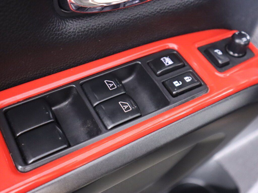 Used 2022 Nissan Titan PRO-4X w/ Pro-4x Convenience Package AWD/4WD image 36