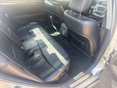 Used 2011 Toyota Avalon FWD image 11
