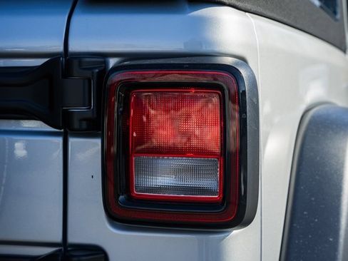 Used 2024 Jeep Wrangler Sport image 7