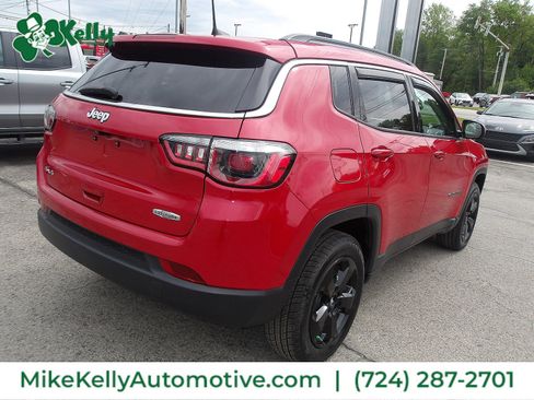 Used 2020 Jeep Compass Latitude w/ Cold Weather Group AWD/4WD image 7