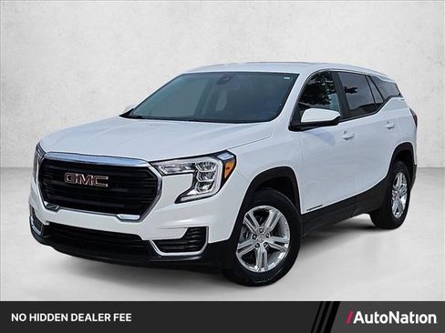Used 2024 GMC Terrain SLE FWD image 1