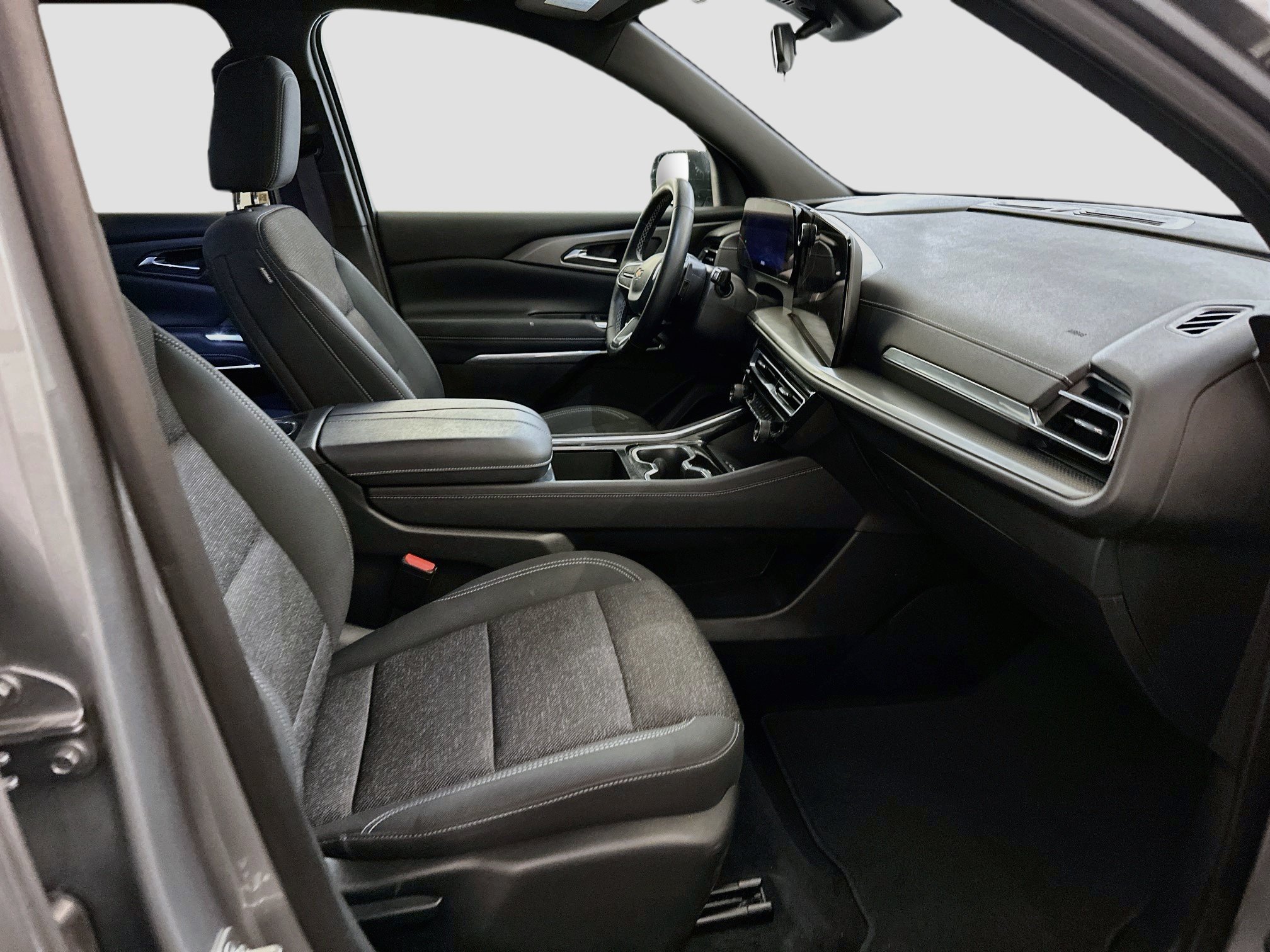 Used 2025 Chevrolet Traverse LT AWD/4WD image 34