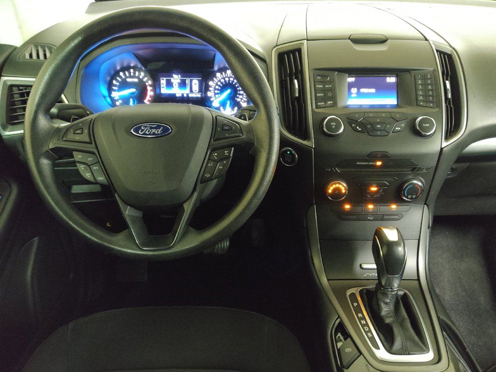 Used 2017 Ford Edge SE AWD/4WD image 22