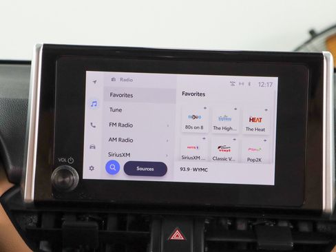 Used 2023 Toyota RAV4 XLE image 19