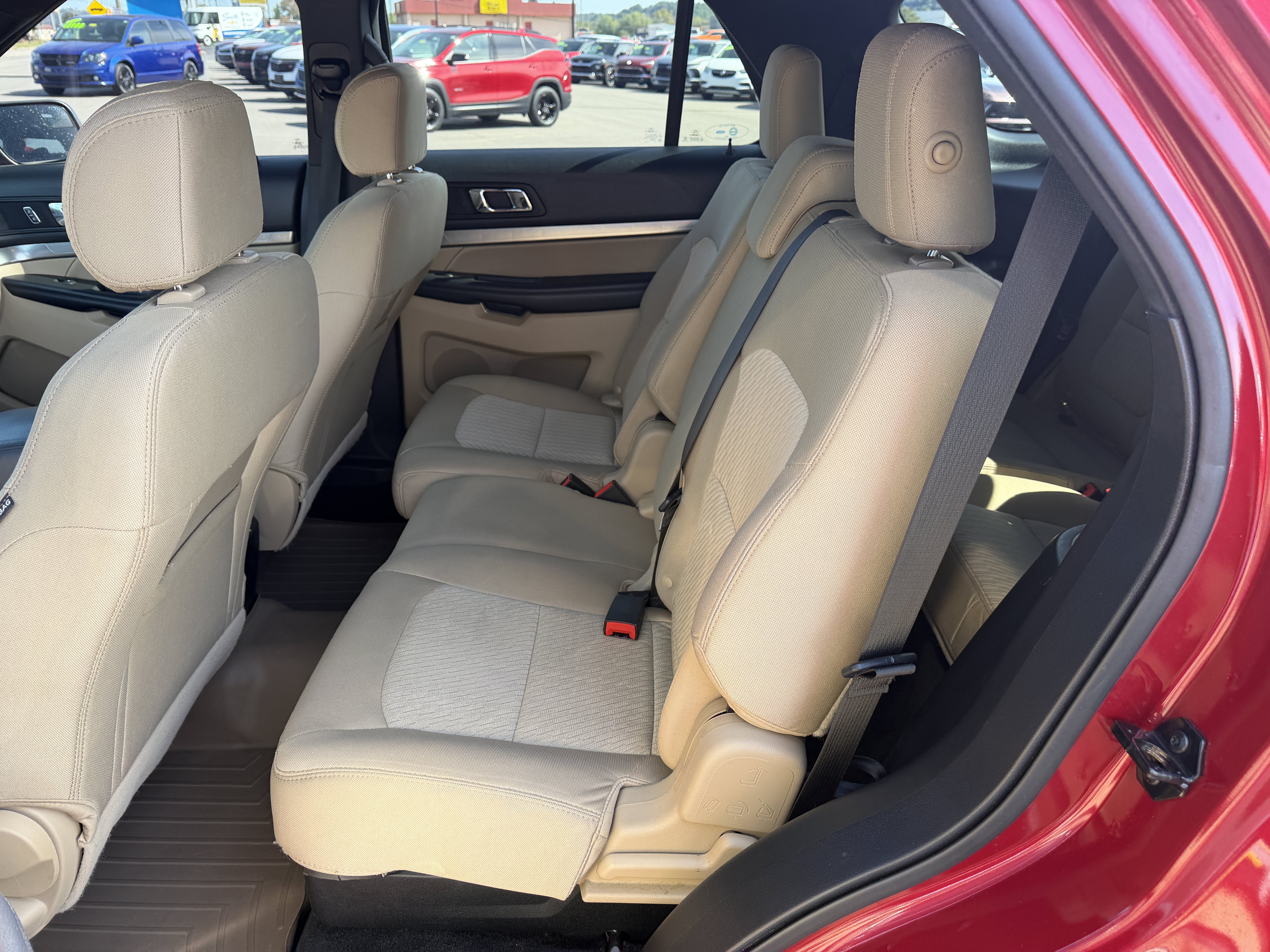Used 2017 Ford Explorer 4WD image 12