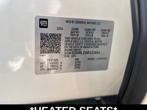 Used 2025 GMC Yukon Denali w/ Denali Reserve Package image 16