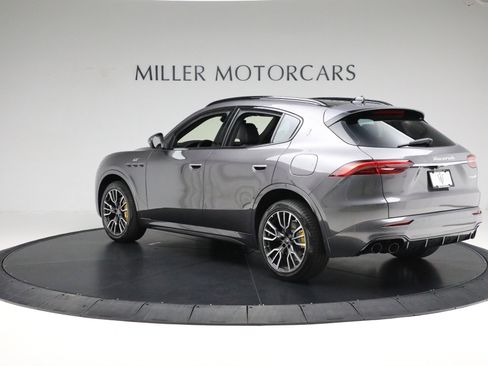 New 2024 Maserati Grecale GT image 10
