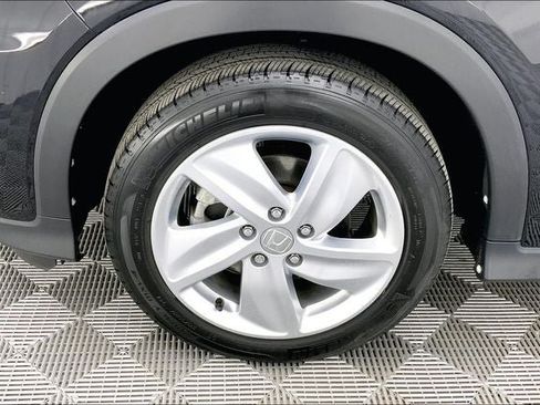 Used 2019 Honda HR-V EX image 10