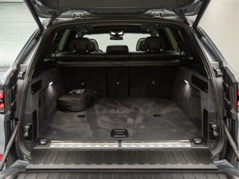 Used 2024 BMW X5 xDrive50e w/ M Sport Package image 33