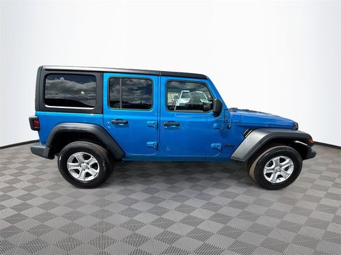 Used 2022 Jeep Wrangler Unlimited Sport S image 5