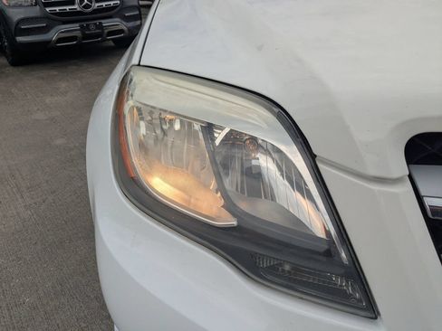 Used 2014 Mercedes-Benz GLK 350 2WD image 18