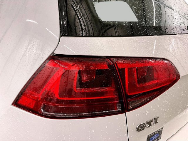 Used 2017 Volkswagen GTI S FWD image 28
