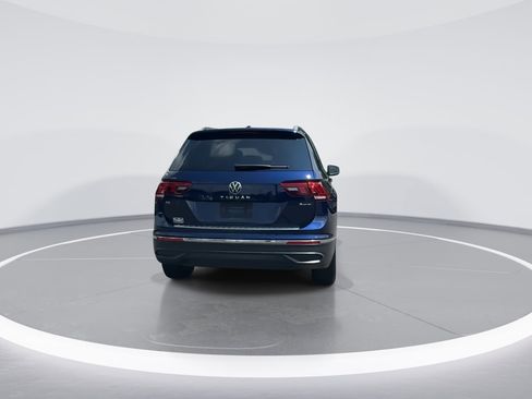 Used 2023 Volkswagen Tiguan SE image 6