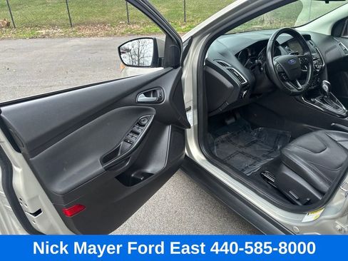 Used 2015 Ford Focus Titanium image 10