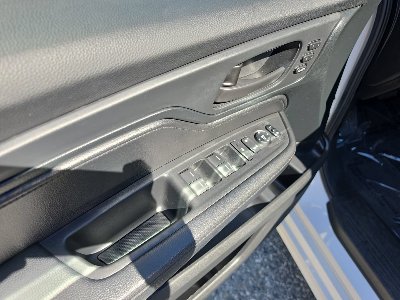 Used 2024 Honda Odyssey Sport image 23