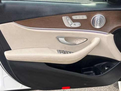Used 2020 Mercedes-Benz E 350 4MATIC Sedan image 12