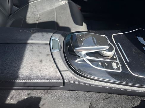 Used 2017 Mercedes-Benz E 300 4MATIC image 19