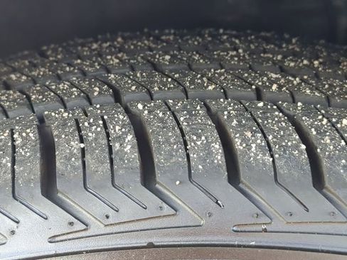 Used 2023 Toyota Corolla LE image 16