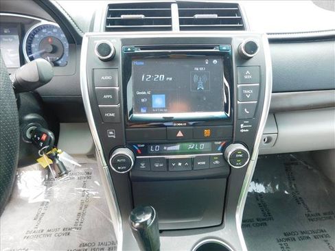 Used 2017 Toyota Camry XLE FWD image 21
