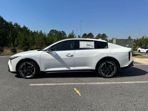 New 2026 Kia K4 GT-Line FWD image 4