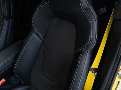 Used 2022 Porsche 911 GT3 image 18