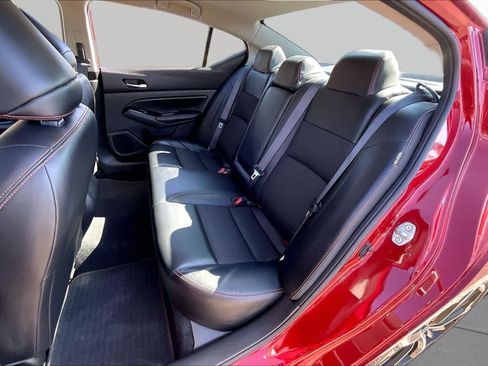 Used 2024 Nissan Altima 2.5 SR FWD image 19