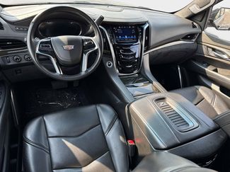 Used 2018 Cadillac Escalade Platinum video 2