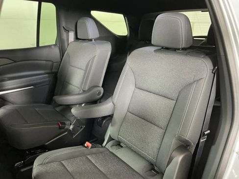 New 2026 Chevrolet Traverse LT w/ Driver Confidence Package image 7